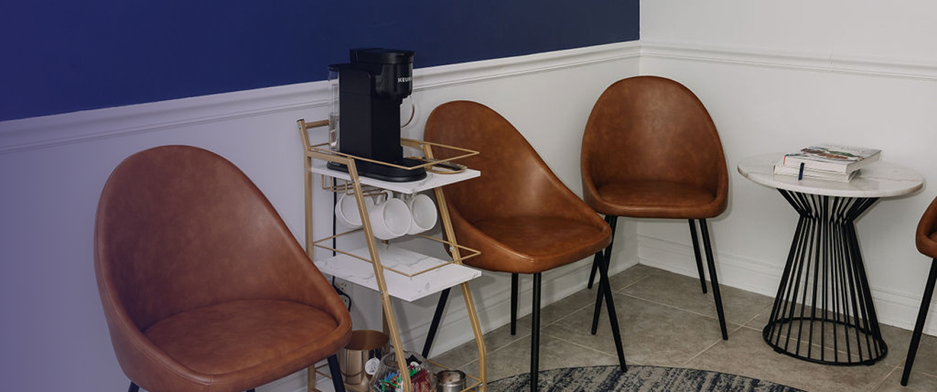 A comfortable, modern treatment room at Dentistry at Millennium Park